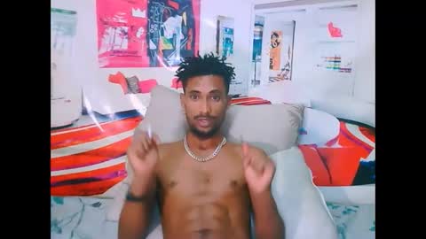 Liam online show from 02-12-26, 04:46