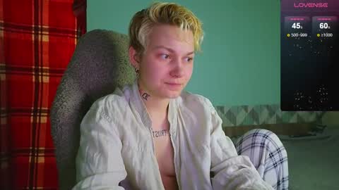 esajukyy online show from 12-19-24, 02:57