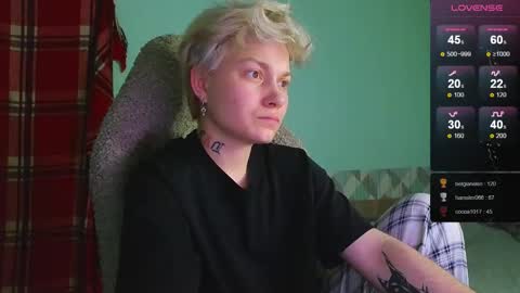 esajukyy online show from 12-30-24, 01:03