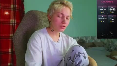 esajukyy online show from 01-06-25, 02:58