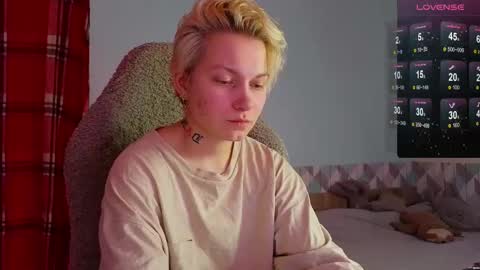 esajukyy online show from 02-10-25, 10:42