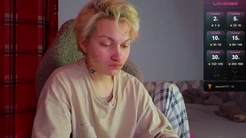 esajukyy online show from 02-10-25, 01:44