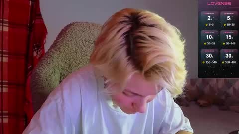 esajukyy online show from 02-12-25, 03:49