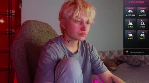 esajukyy online show from 02-28-25, 01:47