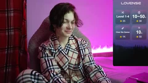 esajukyy online show from 11-02-25, 09:22