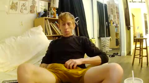 esc del online show from 10-20-25, 09:54