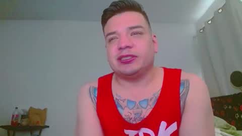 escodamus12 online show from 01-06-25, 04:23