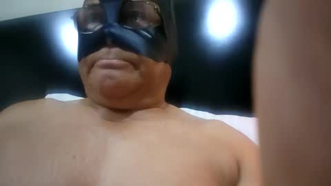 Snapshot of escorpion51 chatting on 03-06-25, 05:14 escorpion51 online show from 03-06-25, 05:14