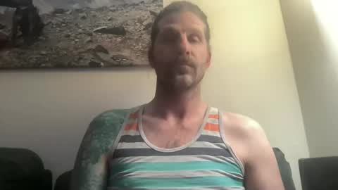 Snapshot of esinking24 chatting on 12-05-24, 01:25 esinking24 online show from 12-05-24, 01:25