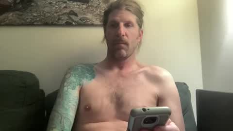 Snapshot of esinking24 chatting on 12-13-24, 02:54 esinking24 online show from 12-13-24, 02:54
