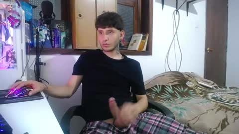 Esteban online show from 12-16-24, 08:41