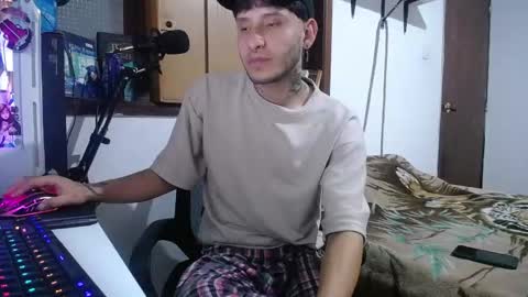 Esteban online show from 12-17-24, 02:55