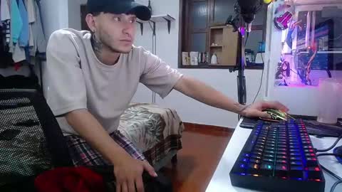 Esteban online show from 12-28-24, 05:55