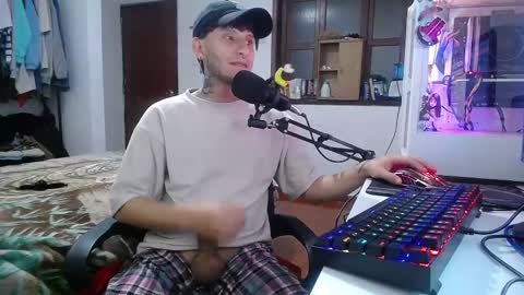 Esteban online show from 12-28-24, 08:58