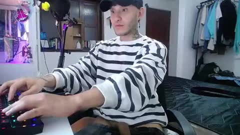 Esteban online show from 01-02-25, 07:44
