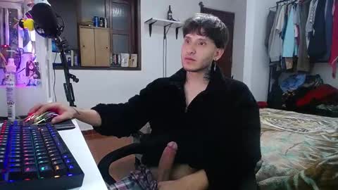 Esteban online show from 01-10-25, 05:37