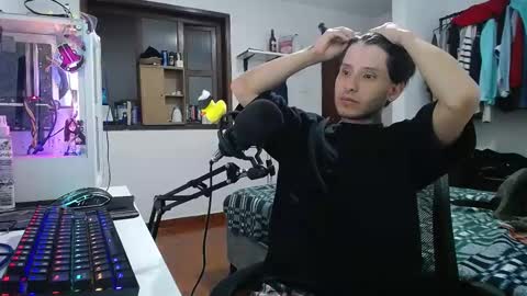 Esteban online show from 01-20-25, 02:22