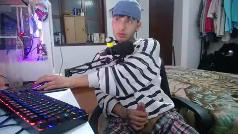 Esteban online show from 01-23-25, 09:39