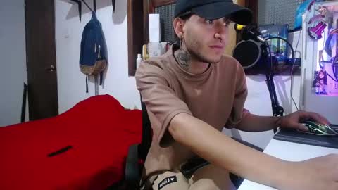 Esteban online show from 02-15-25, 12:22