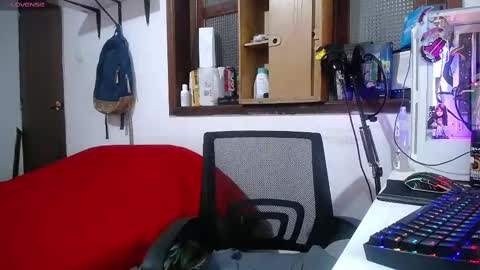 Esteban online show from 02-17-25, 11:55