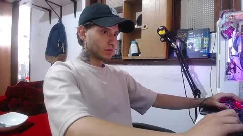 Esteban online show from 02-19-25, 04:11
