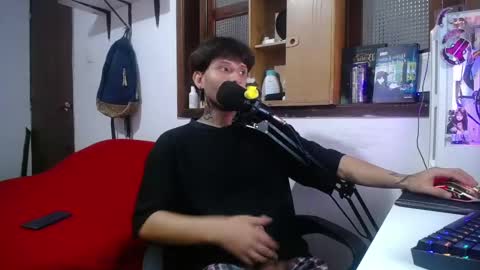 Esteban online show from 02-21-25, 04:05