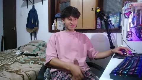 Esteban online show from 03-07-25, 03:51