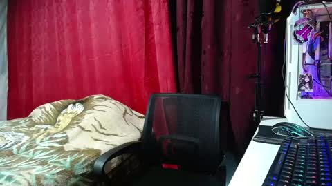 Esteban online show from 03-12-25, 05:13