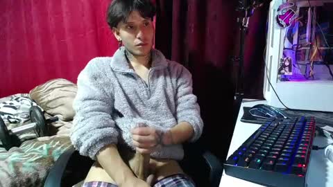 Esteban online show from 03-12-25, 08:19