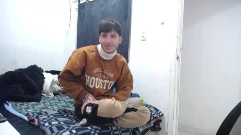 Esteban online show from 09-09-25, 01:10