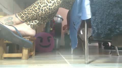 Snapshot of eskelaswd chatting on 10-17-25, 02:08 Eskela911 online show from 10-17-25, 02:08