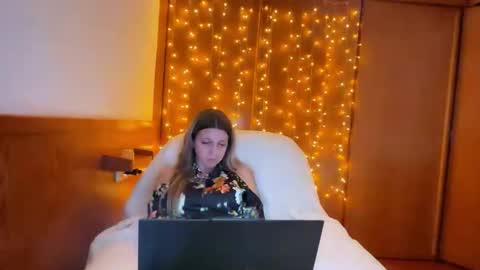 esma347866 online show from 01-16-26, 12:03