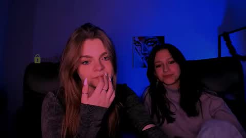 esma_shine online show from 11-13-25, 02:54