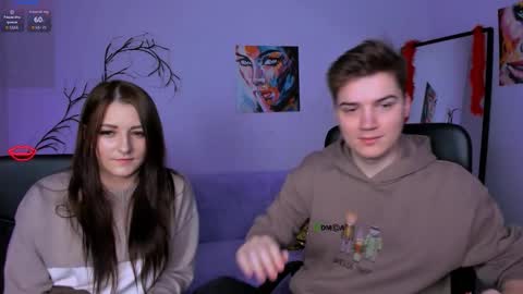 esma_shine online show from 11-19-25, 08:20