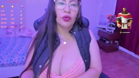 esme online show from 09-12-25, 07:14