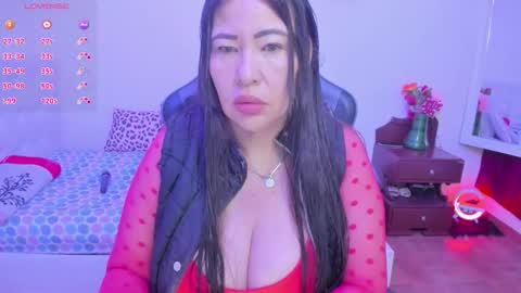 esme online show from 10-05-25, 01:31