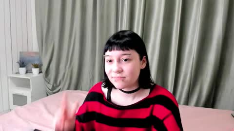 Snapshot of esperanzameachem chatting on 10-27-25, 05:50 Tricky online show from 10-27-25, 05:50