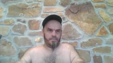 Snapshot of essensualelf chatting on 09-18-25, 01:51 Essensual Elf online show from 09-18-25, 01:51