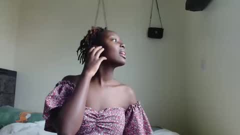 essypetite online show from 12-21-25, 08:32