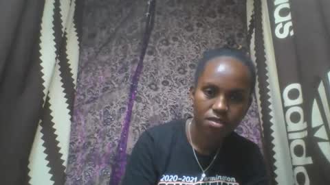 estanie online show from 10-25-25, 08:25