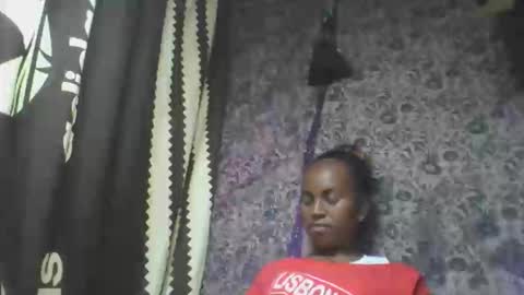 estanie online show from 10-27-25, 06:45