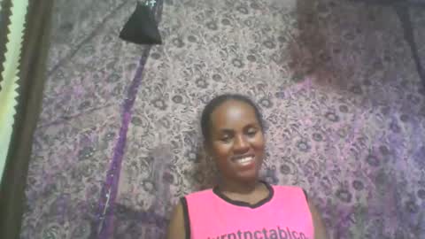 estanie online show from 10-30-25, 06:52