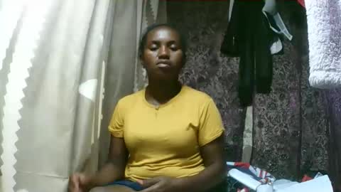 estanie online show from 11-10-25, 08:08