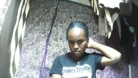 estanie online show from 11-14-25, 02:49