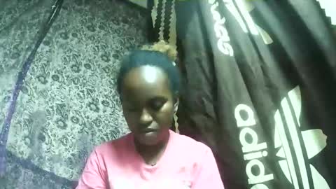 estanie online show from 11-20-25, 10:48