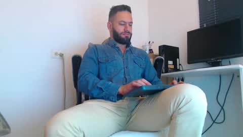 esteban online show from 02-17-26, 12:45