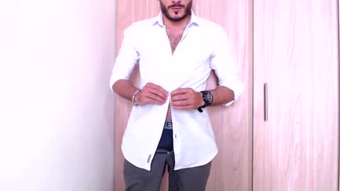 Snapshot of esteban_fer chatting on 01-23-25, 09:50 Esteban Fernandez online show from 01-23-25, 09:50