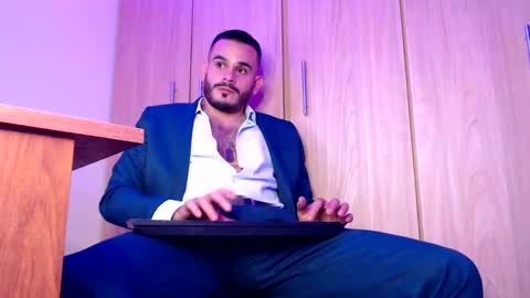 Snapshot of esteban_fer chatting on 02-02-25, 08:35 Esteban Fernandez online show from 02-02-25, 08:35