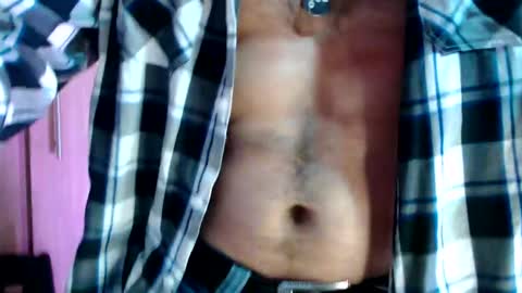 Snapshot of esteban_fer chatting on 02-15-25, 03:09 Esteban Fernandez online show from 02-15-25, 03:09