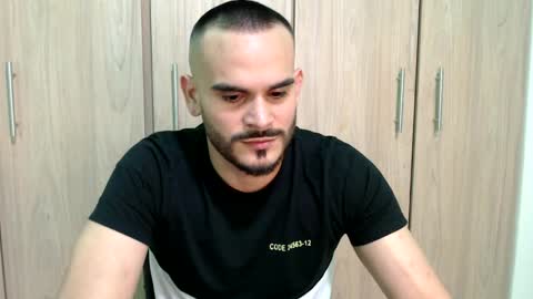 Snapshot of esteban_fer chatting on 02-26-25, 04:36 Esteban Fernandez online show from 02-26-25, 04:36